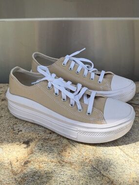 Converse Chuck Taylor All Star Move Canvas Platform Sneakers Shoes - Tan